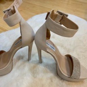 Steve Madden Cream Suede Heels 8.5